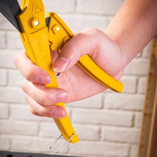 Deli Pipe Cutter 33mm, 65Mn Blade, Cuts 3-33mm Diameter Pipes, G38W Plastic Shell - Deli - Image 8