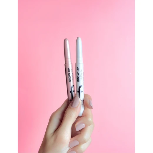 Flormar Brow Up Highlighter Pencil 002 Rose Gold – Lift & Highlight Eyebrow Pencil with Soft Pink Gold Shimmer, Long-Lasting Formula for Defining, Brightening, and Enhancing Brows with a Natural Radiant Finish - Image 2