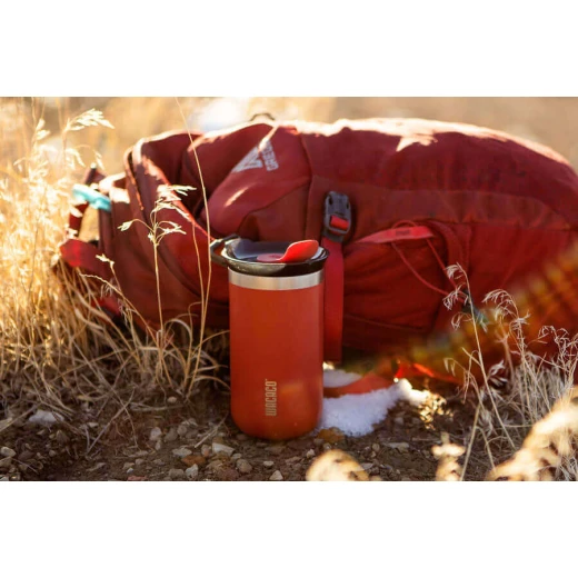 Wacaco Octaroma Lungo Carmine Red 10oz Vacuum Insulated Travel Mug, Spill Proof - WACACO - Image 4