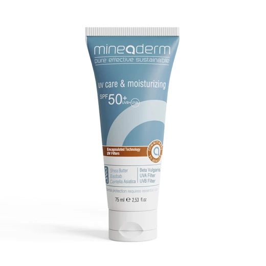 كريم واقي شمس يو في كير مرطب SPF50+ بحجم 75 مل للحماية من أشعة UVA وUVB مع ترطيب يومي ومقاومة علامات الشيخوخة وتركيبة خفيفة سريعة الامتصاص للوجه والجسم