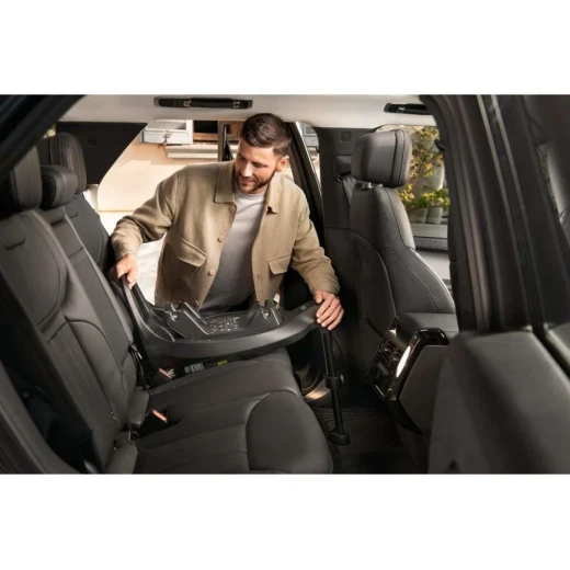 Chicco Full 360 i-Size Base Isofix Rotation System for Enhanced Safety and Easy Installation - Chicco - Image 13