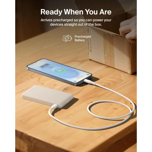 بيلكن BoostCharge بنك طاقة مغناطيسي بسعة 5000mAh | شاحن محمول نحيف مع حلقة مغناطيسية ومنفذ USB-C | بطارية إضافية للآيفون وجالاكسي وPixelSnap والآيباد والأجهزة اللوحية | كابل USB-C مرفق | اللون رملي - بيلكين - Image 6