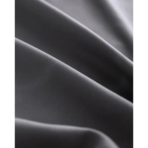 غطاء لحاف مدام كوكو Ciel كينج ساتان قطن 100% 240×220 سم – رمادي غامق، غطاء سرير فاخر وناعم بتصميم أنيق لنوم مريح وديكور غرفة نوم راقٍ - مدام كوكو - Image 4