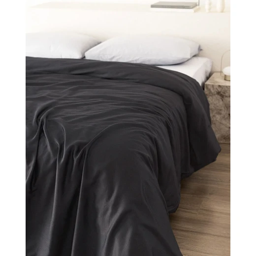 غطاء لحاف مدام كوكو Ciel كينج ساتان قطن 100% 240×220 سم – رمادي غامق، غطاء سرير فاخر وناعم بتصميم أنيق لنوم مريح وديكور غرفة نوم راقٍ - مدام كوكو - Image 5