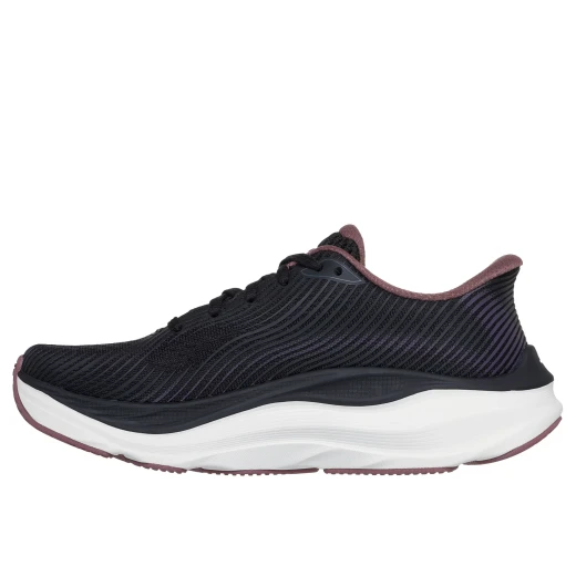 حذاء جري Skechers Max Run للنساء، أسود اللون، مقاس 37، مع توسيد Max و نعل خارجي من Goodyear للمتانة القصوى والأداء العالي - سكيتشرز - Image 6