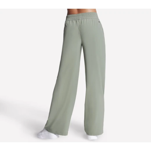 Skechers Women's Slip In Everywhere Pant Breathable SKECHWEAVE Fabric Olive Green Straight Leg Pant with Adjustable Elastic Wide Hem Size S