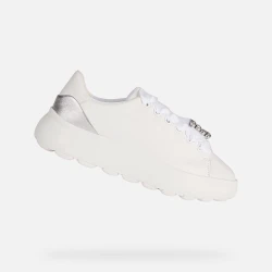 حذاء رياضي نسائي Geox Spherica EC4.1 أبيض جلد مقاس 37 مزين بتفاصيل فضية معدنية ونعل مريح للمشي في المدينة مع أحجار كريمة لامعة