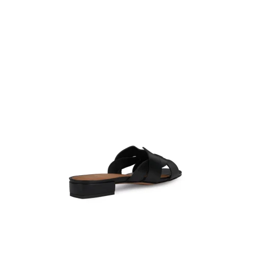 Geox New Eraklia 15 Women's Flat Sandals in Black, Size 37: Lightweight Leather Summer Footwear for Comfort and Breathability, Ideal for City Wear, D4580A - Geox - Image 4