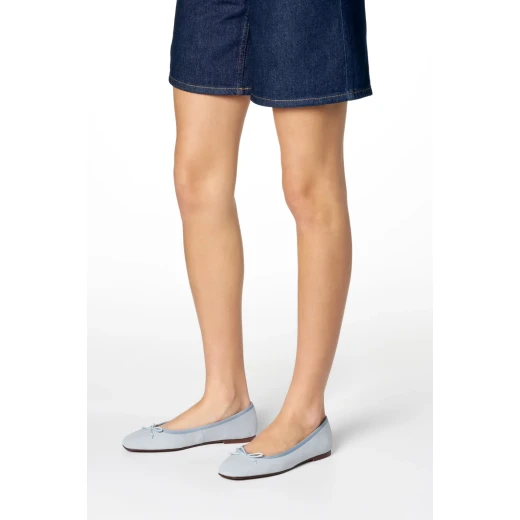 Marsilea Woman Ballerina Flats in Crystal Suede and Fabric, Size 38, Perfect for Everyday Outfits with a Contemporary City Aesthetic, Comfortable and Stylish Marsilea Woman Ballerina Flats in Crystal Suede and Fabric, Size 38, Perfect for Everyday Outfits with a Contemporary City Aesthetic, Comfortable and Stylish