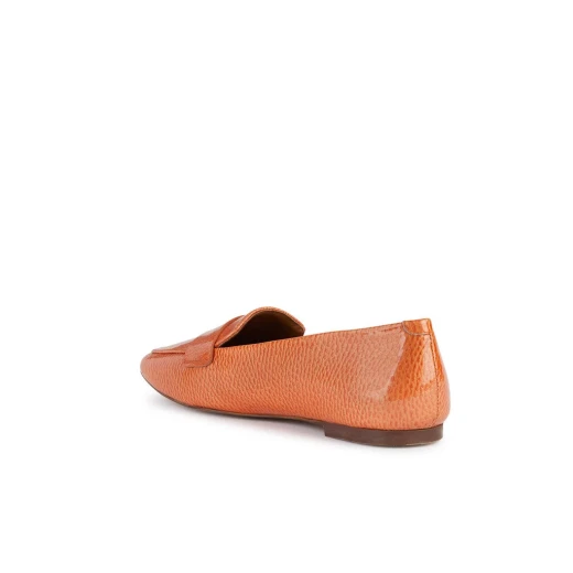 Geox Marsilea Woman Square Toe Loafer Orange Patent Leather 36 Offers Modern Urban Style and Comfort Breathable Design Perfect for Formal Wear and Easy Exchange - Image 4