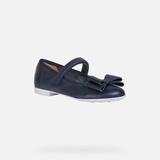 Geox Plie Girl's Ballet Flats Navy Pearlescent Leather 35, Breathable and Comfortable Shoes for Girls, Featuring Strap and Large Bow Embellishment, Perfect for Special Occasions - Geox - Image 3