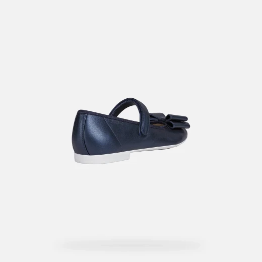 Geox Plie Girl's Ballet Flats Navy Pearlescent Leather 35, Breathable and Comfortable Shoes for Girls, Featuring Strap and Large Bow Embellishment, Perfect for Special Occasions - Geox - Image 4