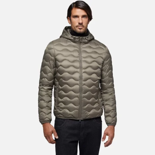 Geox Ascanio Man Olive 58 Cropped Hooded Puffer Jacket Ultra Light Quilted Nylon Water Repellent Windblocking Finish Autumnal Wear Easy Travel 58 Size Geox Ascanio Man Olive 58 Cropped Hooded Puffer Jacket Ultra Light Quilted Nylon Water Repellent Windblocking Finish Autumnal Wear Easy Travel 58 Size
