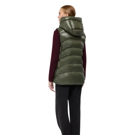 Bleyze Woman Hooded Vest Grape Leaf Recycled Lining and Padding Lacquered Fabric Stylish 50 Comfortable City Wearable Jacket - Image 5