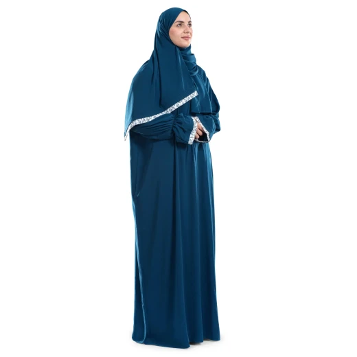 أردني للسجاد الحضري ملابس صلاة إسلامية من الكريب باللون الأزرق تصميم قطعة واحدة تغطية كاملة قابلة للتنفس - اربن رجز - Image 3
