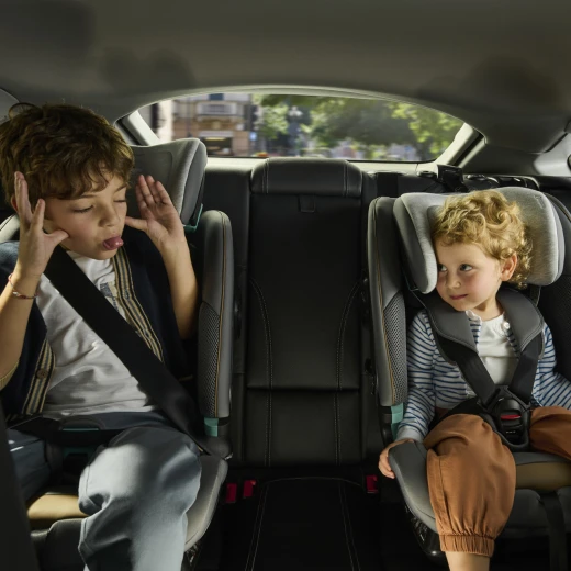 Chicco Seat&Go i-Size Car Seat Glam Grey 76-150cm, 15 Months to 12 Years - Chicco - Image 10