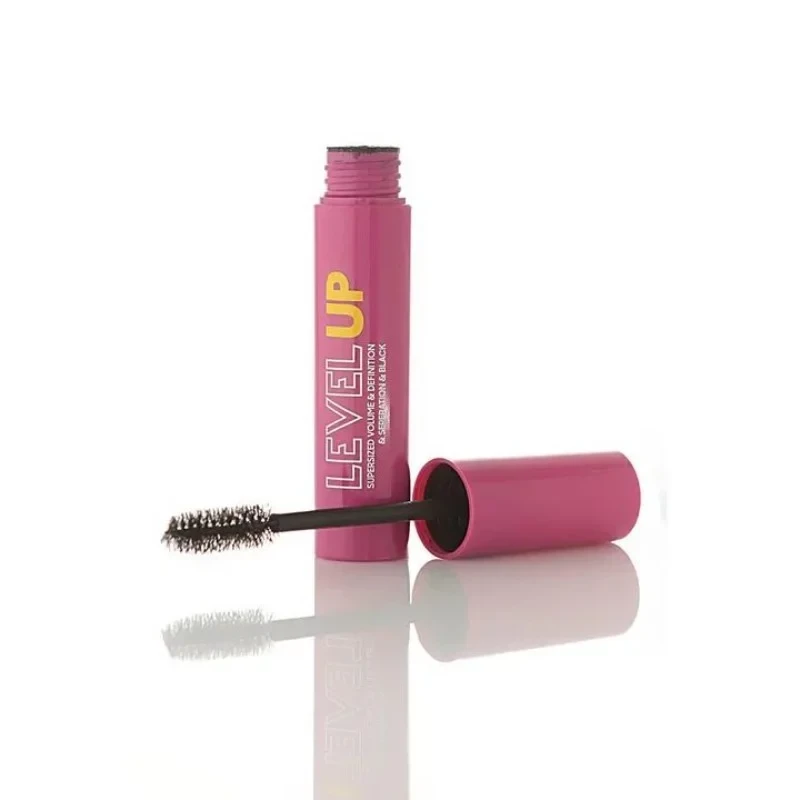 Pierre Cardin Level Up Supersized Mascara for Intense Volume and Lash Definition - Pierre Cardin