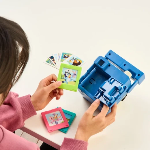 Bluey Role-Play Bluey's Chikit Chikit Camera Series 13, a fun pretend-play camera toy inspired by the Bluey world, encouraging kids’ imagination, storytelling, and creative role-play - moose - Image 5