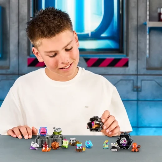 MrBeast Lab Swarms Series 4 Mega Lab 14-Pack AST1, collectible surprise mini figures set inspired by the lab world, featuring multiple characters for unboxing fun, collecting, and imaginative play for kids and fans - Mrbeast Lab - Image 5