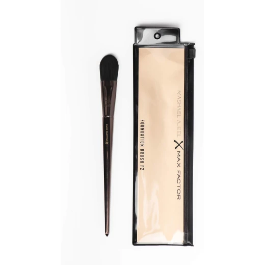 Max Factor Pro Foundation Brush F3 Airbrushed Finish Blending Tool for Flawless Makeup - Max Factor - Image 2
