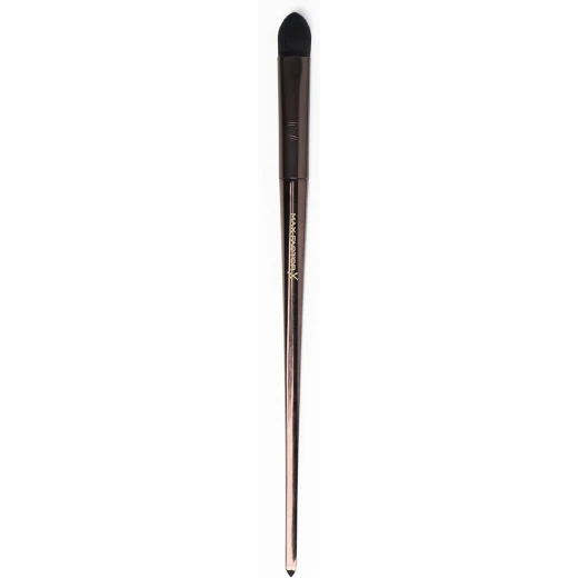 Max Factor Pro Concealer Brush F7 for Flawless Blending Professional Makeup Application Tool Max Factor Pro Concealer Brush F7 for Flawless Blending Professional Makeup Application Tool