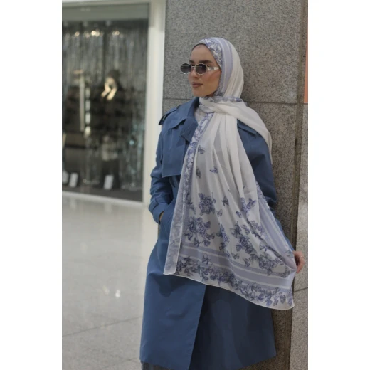 حجاب كاين شيفون جورجيت أزرق بفراشات أنيق وناعم وخفيف الوزن، مقاس إضافي 300x70 سم، مثالي للارتداء اليومي - كاين - Image 3