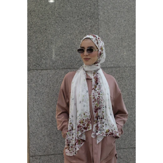 Its Raining KAIN Burgundy Georgette Chiffon Hijab Scarf for Women, Extra Long 300x70cm, Premium Fabric, Comfortable for All Day Wear, Exclusive Designs & Patterns - Its raining kain - Image 3