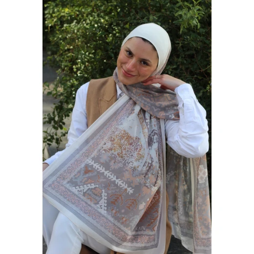 كاين حجاب شال شيفون جورجيت فارسي بني 300x70 سم للنساء: ناعم وأنيق ومريح للارتداء اليومي، نمط سهل وأنيق - كاين - Image 2