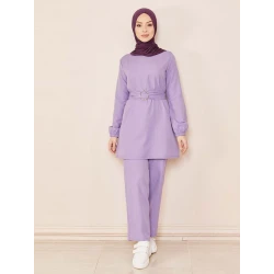 طقم سيدات محتشم مكوّن من قطعتين – تونيك بأكمام طويلة مع حزام وبنطال مطابق | مريح وأنيق للاستخدام اليومي مقاس 44