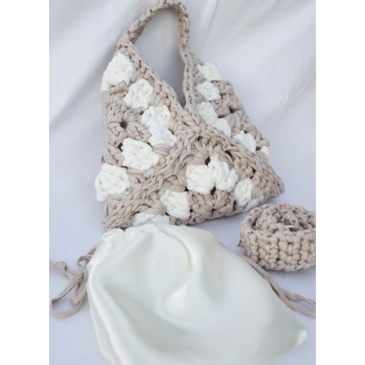 Handmade Crochet Bag in Beige and White with 70 cm Strap and Soft Satin Lining, Lightweight Elegant Design for Daily Use, Casual Outfits, and Stylish Fashion Looks - Crochet zino - Image 3