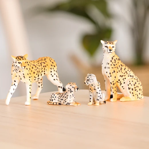 TERRA, Cheetah Family Toy Set Realistic Cheetah Figures 2 Adult Cheetahs and 2 Cubs Fast African Savanna Wildlife Playset Educational Durable Plastic Animals for Kids Age 3 and Up - Terra - Image 12