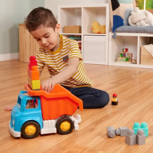 Battat Dump Truck Locbloc Building Toy for Kids 12+ Months, 17 Pieces with Removable Tilting Bucket, 2 Figures & 13 Colorful Blocks, Compatible with Major Building Block Brands - Battat - Image 4