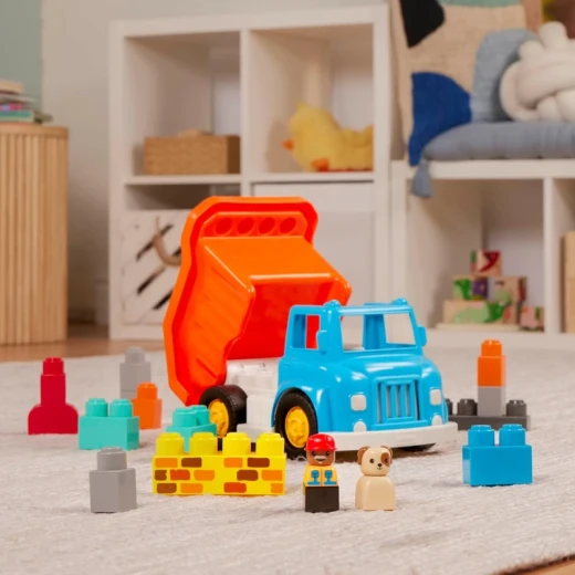 Battat Dump Truck Locbloc Building Toy for Kids 12+ Months, 17 Pieces with Removable Tilting Bucket, 2 Figures & 13 Colorful Blocks, Compatible with Major Building Block Brands - Battat - Image 6