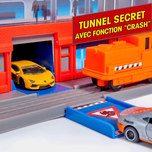 Majorette, Super City Garage Mega City Playset 7 Levels Motorized Elevators Car Wash Gas Station Helicopter Pad 6 Metal Cars Train with Wagon and 35 Parking Spaces - MAJORETTE - Image 5