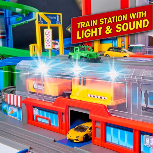 Majorette, Super City Garage Mega City Playset 7 Levels Motorized Elevators Car Wash Gas Station Helicopter Pad 6 Metal Cars Train with Wagon and 35 Parking Spaces - MAJORETTE - Image 8
