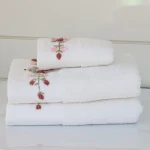 Nova Home Esra Floral Embroidered Towel - 100% Cotton - 50x90 Cm - White - Nova Home