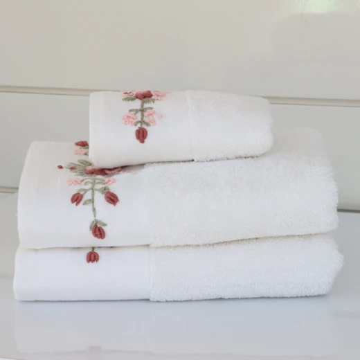 Nova Home Esra Floral Embroidered Towel - 100% Cotton - 50x90 Cm - White - Nova Home - Image 2