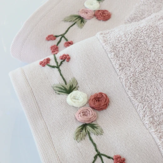 Nova Home Rose Mary Floral Embroidered Towel - 100% Cotton - 50x90 Cm - Pink - Nova Home - Image 2