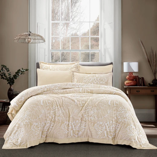 Nova Home Zante Winter Jacquard Flannel Comforter Set - 6 Pcs - King/Super King - Beige - Nova Home - Image 2