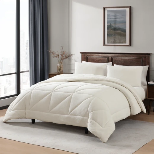 نوفا هوم Snug طقم لحاف شتوي مخملي بخلفية فرو طويل - مجوز/مجوز كبير - أبيض - نوفا هوم - Image 3