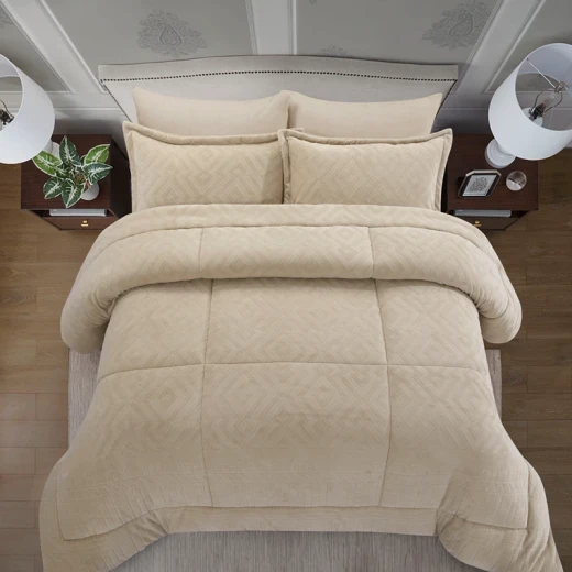 Nova Home Froska Winter Embossed Flannel  Comforter Set with Soft Fur Backing - King/Super King - Beige - Nova Home - Image 4
