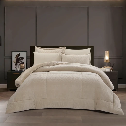 Nova Home Froska Winter Embossed Flannel  Comforter Set with Soft Fur Backing - King/Super King - Beige - Nova Home - Image 11