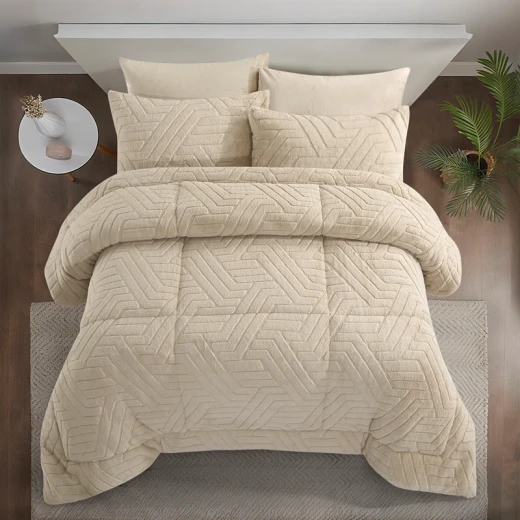 Nova Home Chevrone Winter Jaquard Fur Comforter Set with Soft Mink Backing - King/Super King - Beige - Nova Home - Image 4