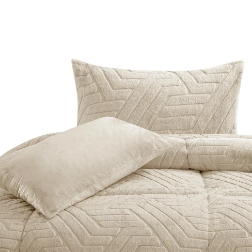 Nova Home Chevrone Winter Jaquard Fur Comforter Set with Soft Mink Backing - King/Super King - Beige - Nova Home - Image 6