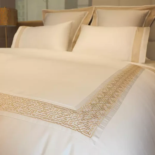 Nova Home Lounge Embroidery Duvet Cover Set - 100% Cotton, 400 Thread - King & Super King - 7 Pcs - White & Gold Nova Home Lounge Embroidery Duvet Cover Set - 100% Cotton, 400 Thread - King & Super King - 7 Pcs - White & Gold