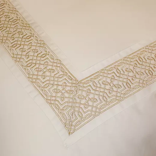 Nova Home Lounge Embroidery Duvet Cover Set - 100% Cotton, 400 Thread - King & Super King - 7 Pcs - White & Gold - Nova Home - Image 15