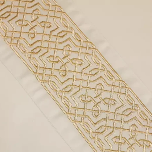 Nova Home Lounge Embroidery Duvet Cover Set - 100% Cotton, 400 Thread - King & Super King - 7 Pcs - White & Gold - Nova Home - Image 3