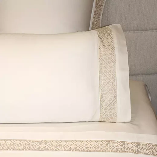Nova Home Lounge Embroidery Duvet Cover Set - 100% Cotton, 400 Thread - King & Super King - 7 Pcs - White & Gold - Nova Home - Image 7