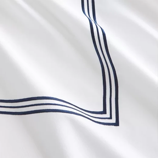 Nova Home Venice Pillow Sham Set - 100% Cotton, 600 Thread Count - 2 Pcs - White & Navy - Nova Home - Image 2