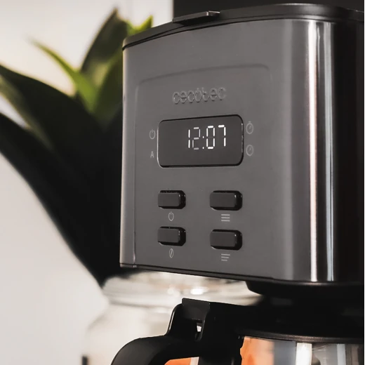 ماكينة تحضير القهوة الرقمية Cecotec Coffee 56 Time، بقوة 800 واط، وتقنية ExtremeAroma، وإبريق زجاجي مقاوم للحرارة سعة 1.3 لتر (12 كوبًا) - سيكوتك - Image 6